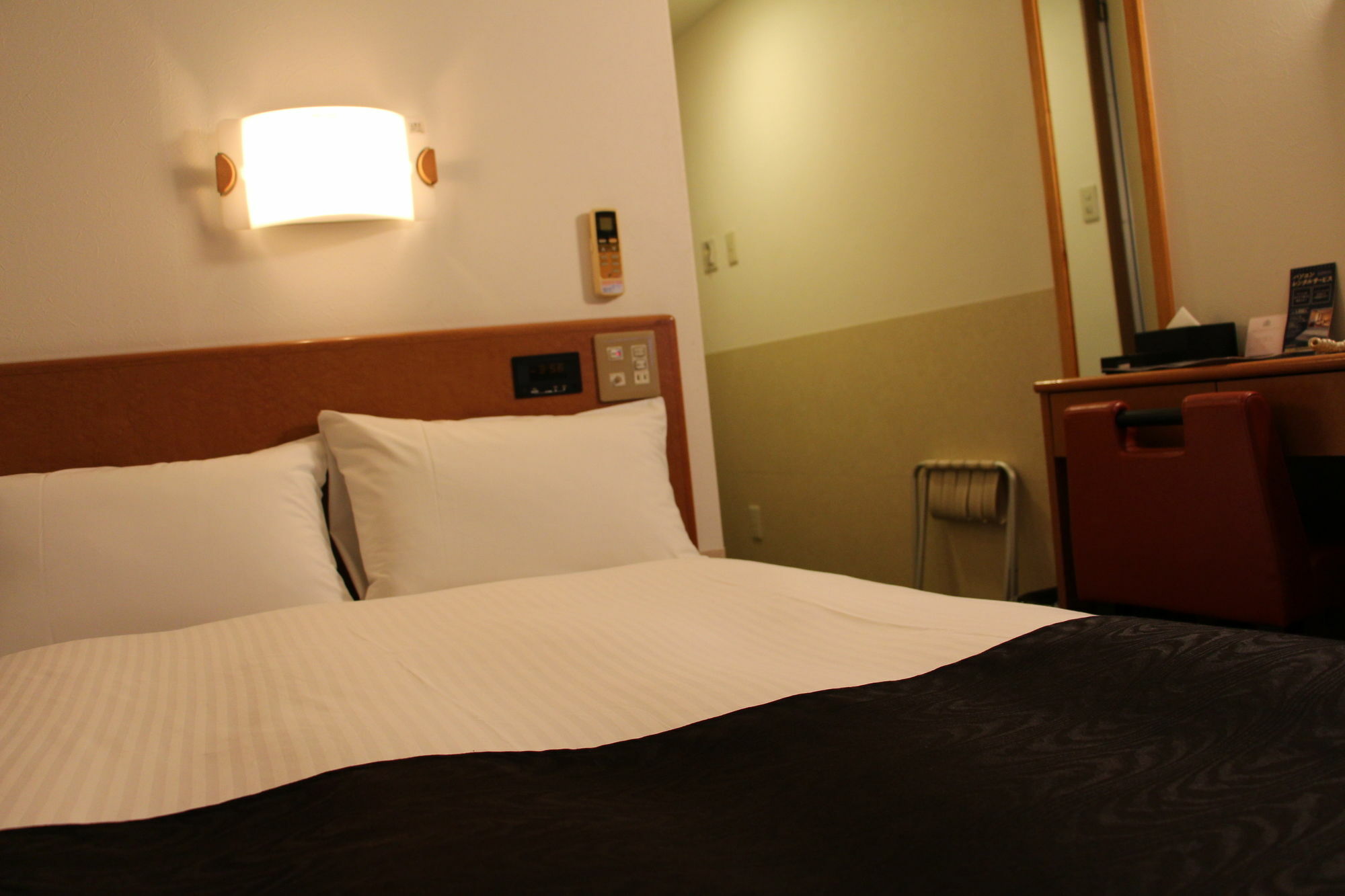 Apa Hotel Tokushima Ekimae Exterior foto